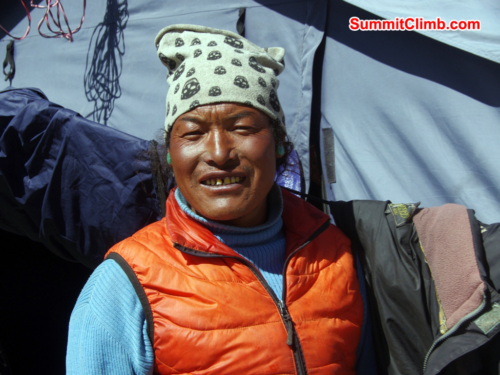 Our cook in chief Chimi. Photo Detlef Buckwitz